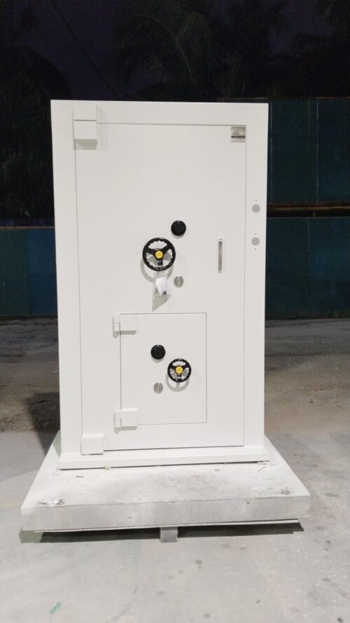 SSM 100 Door in Door